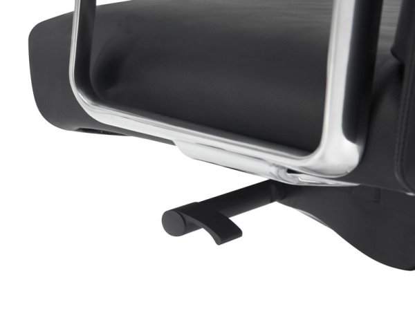 Кресло Newman A2415 Черный